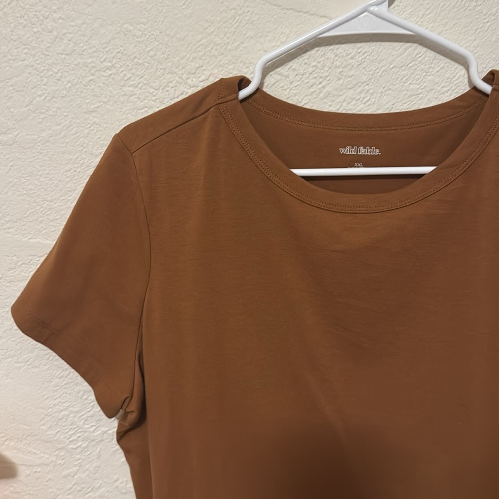 Basic Crop Top - Picture 4 of 5